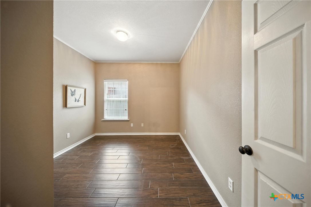 2420 Pin Oak Drive Property Photo 21