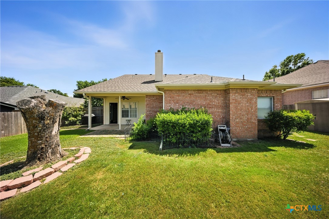 2420 Pin Oak Drive Property Photo 27