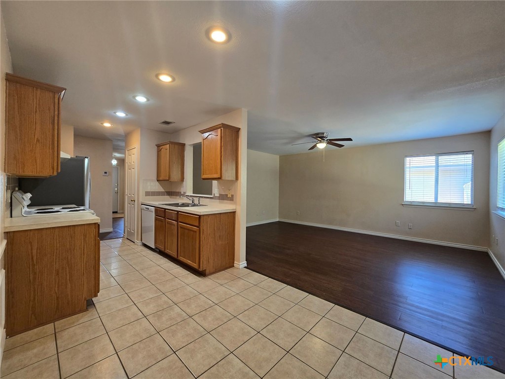 2413 Haven Drive Property Photo 6