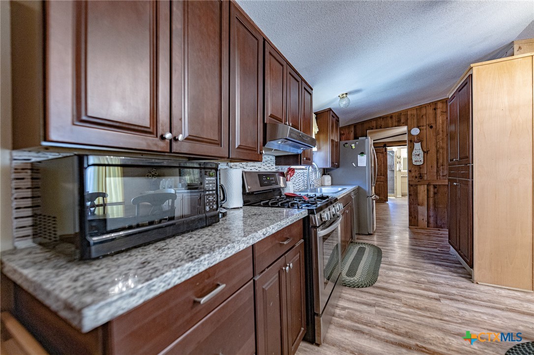 14751 Fm 530 Property Photo 10