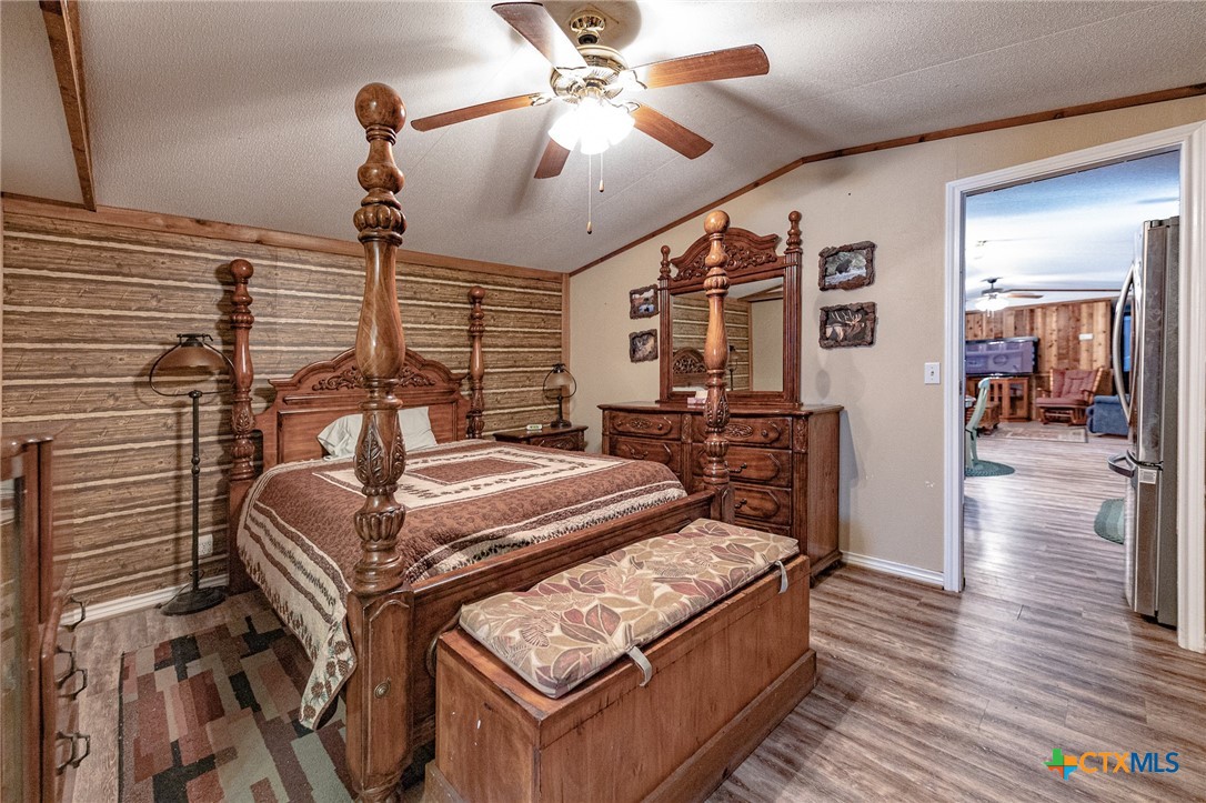 14751 Fm 530 Property Photo 12