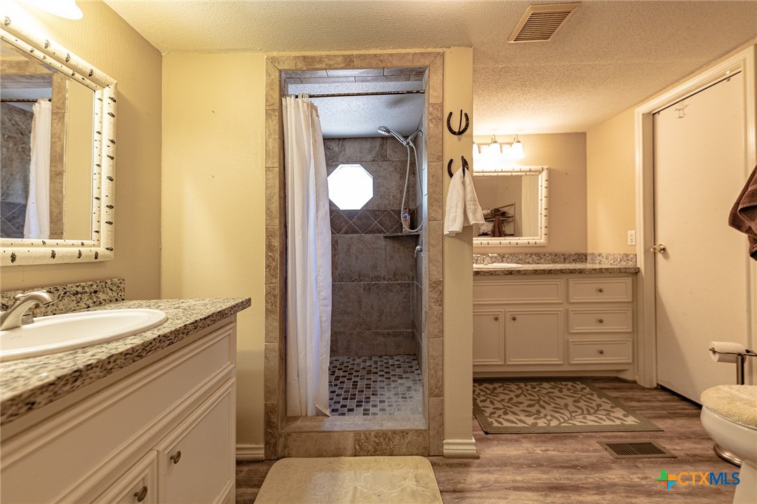 14751 Fm 530 Property Photo 13