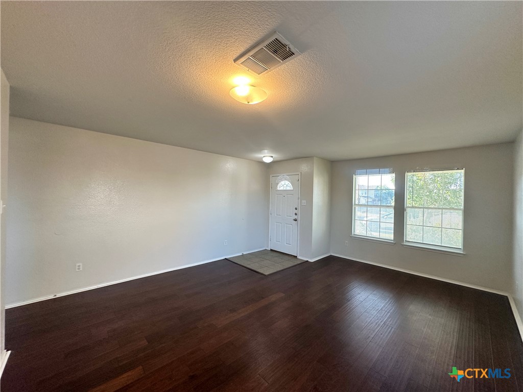 9000 Bellgrove Court Property Photo 4