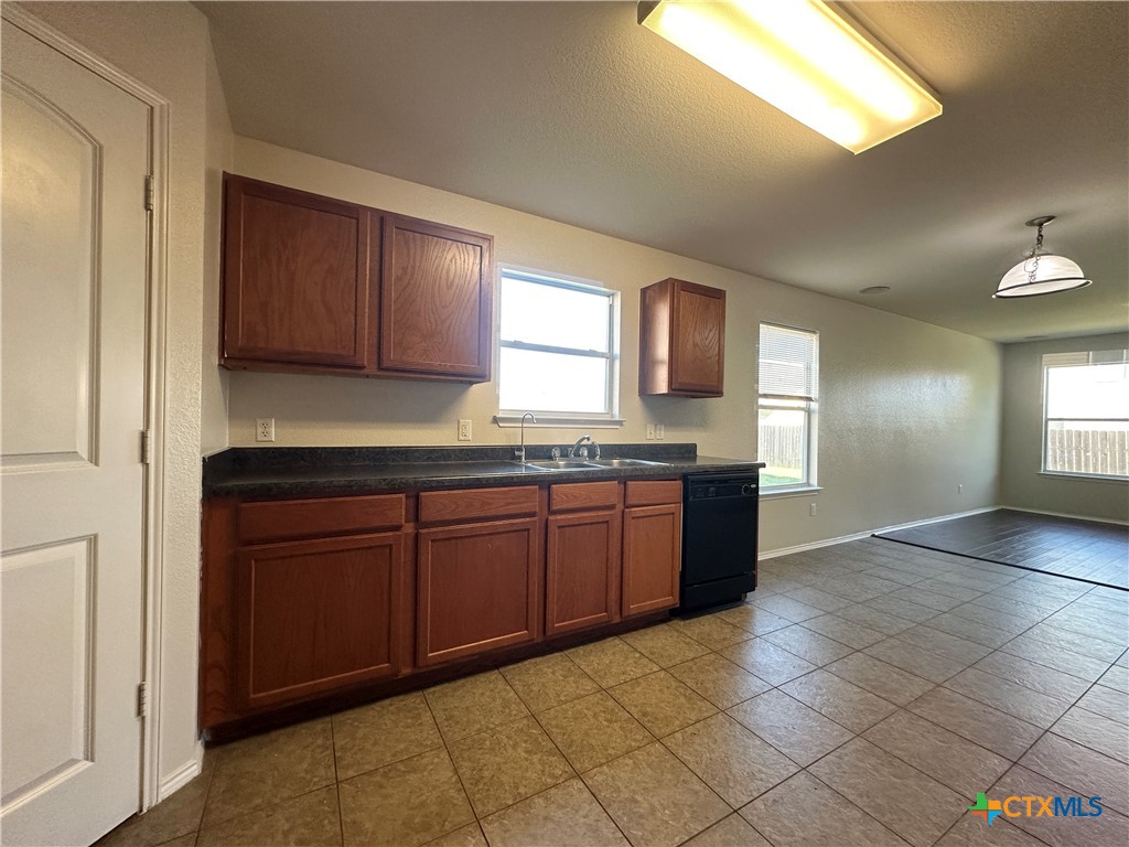 9000 Bellgrove Court Property Photo 13