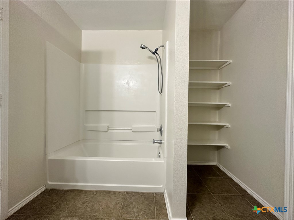 9000 Bellgrove Court Property Photo 21
