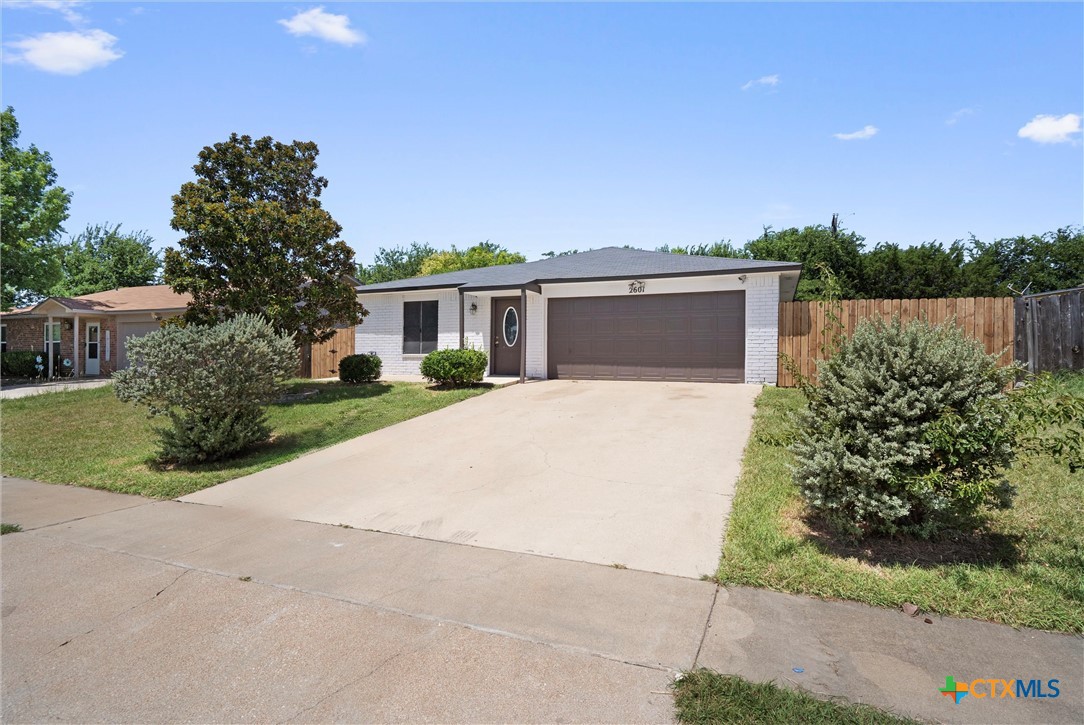 2601 Mark Drive Property Photo