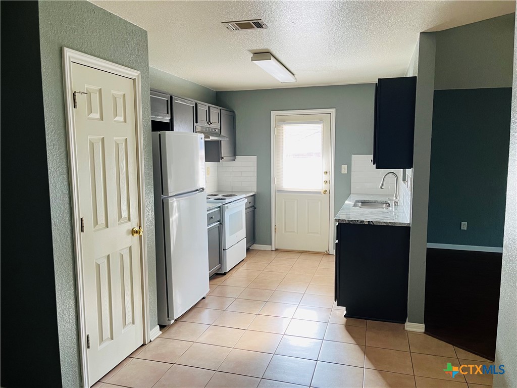 4509 John David Drive Property Photo 6