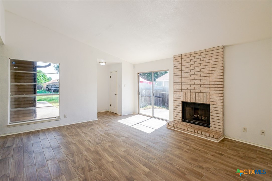 2204 Carousel Drive Property Photo 3