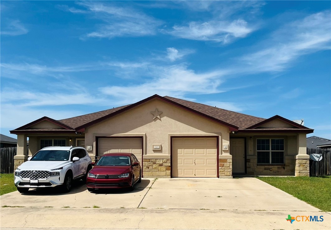 1301 Loyal Lane B Property Photo 1