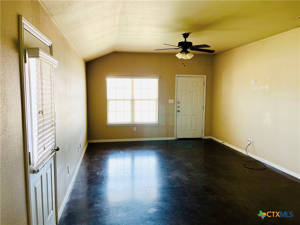 1301 Loyal Lane B Property Photo 4