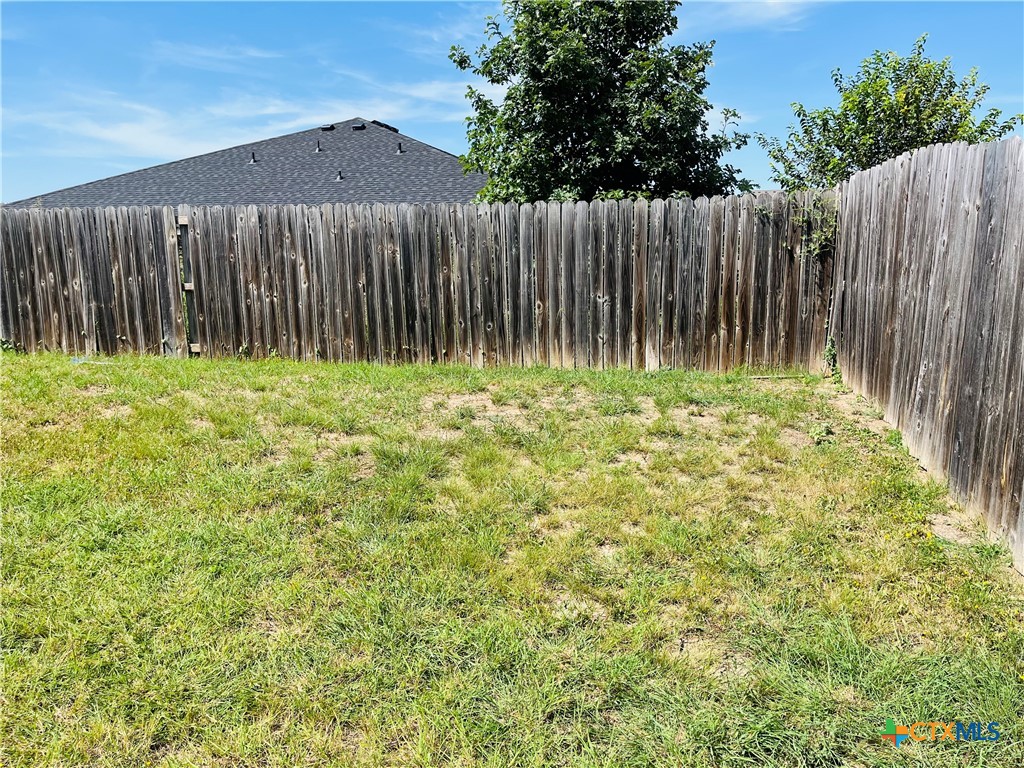1301 Loyal Lane B Property Photo 25