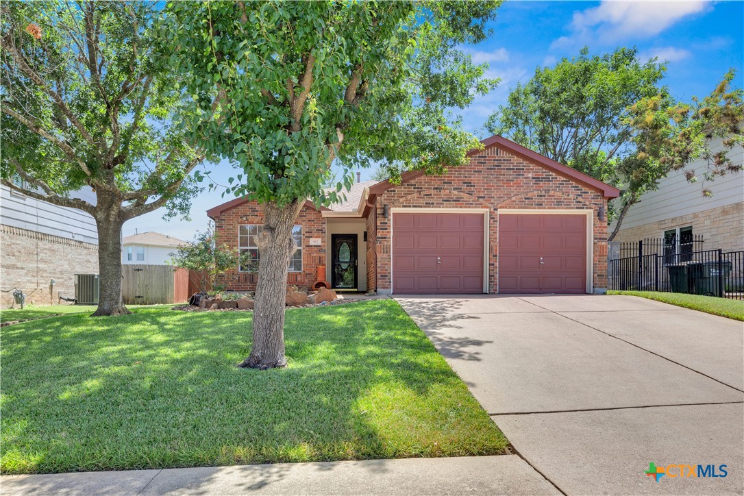 917 Twisted Fence Drive Property Photo 1