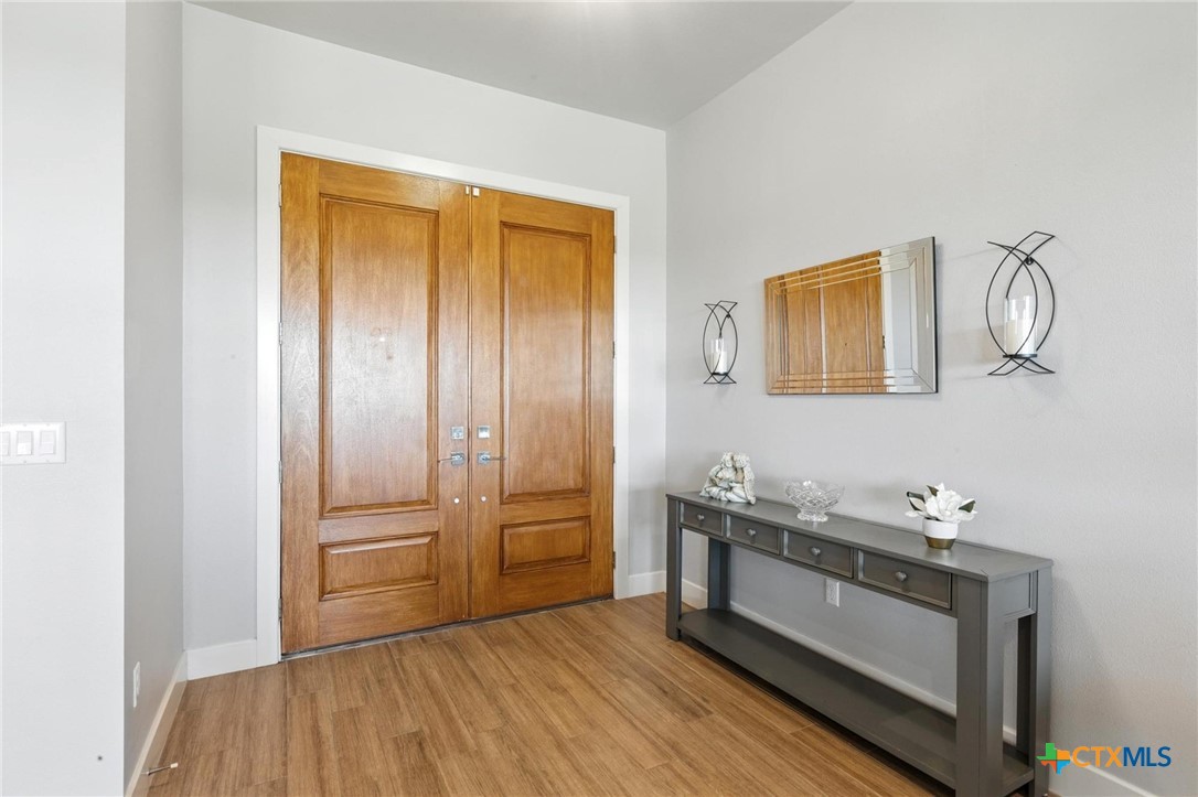 450 Peck Street Property Photo 6