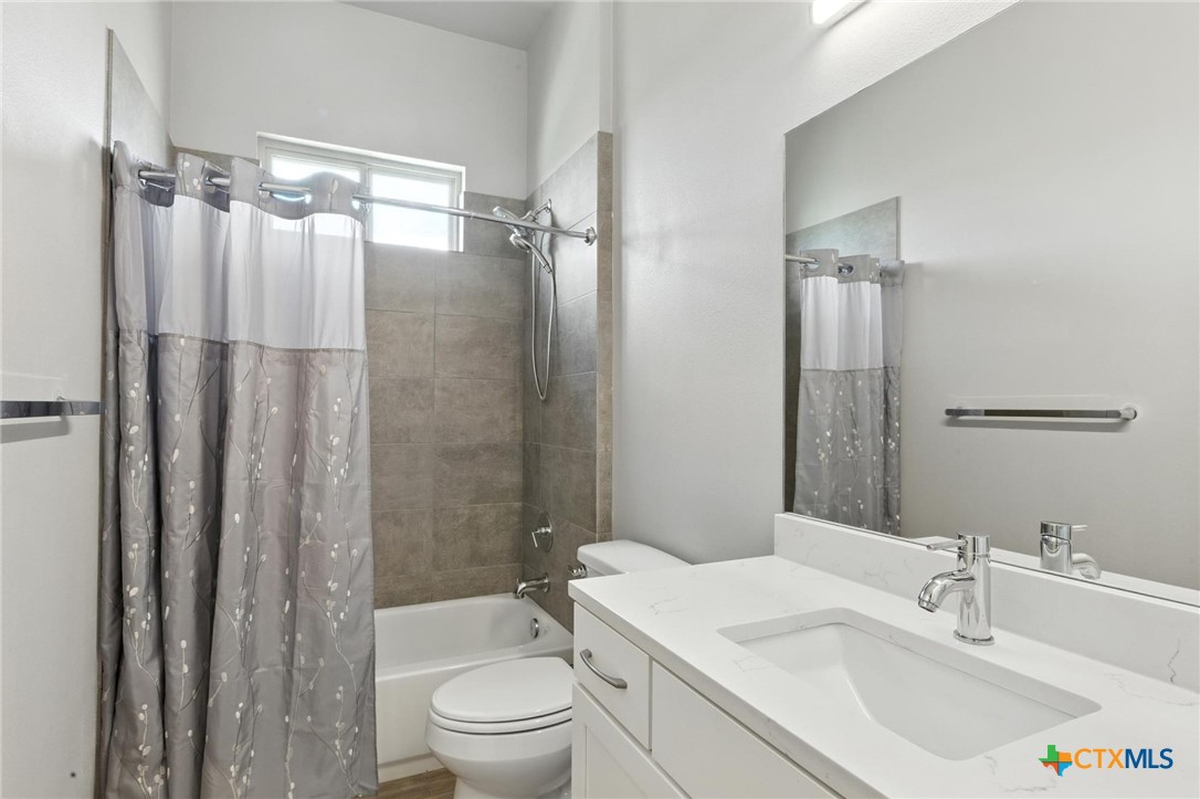 450 Peck Street Property Photo 27