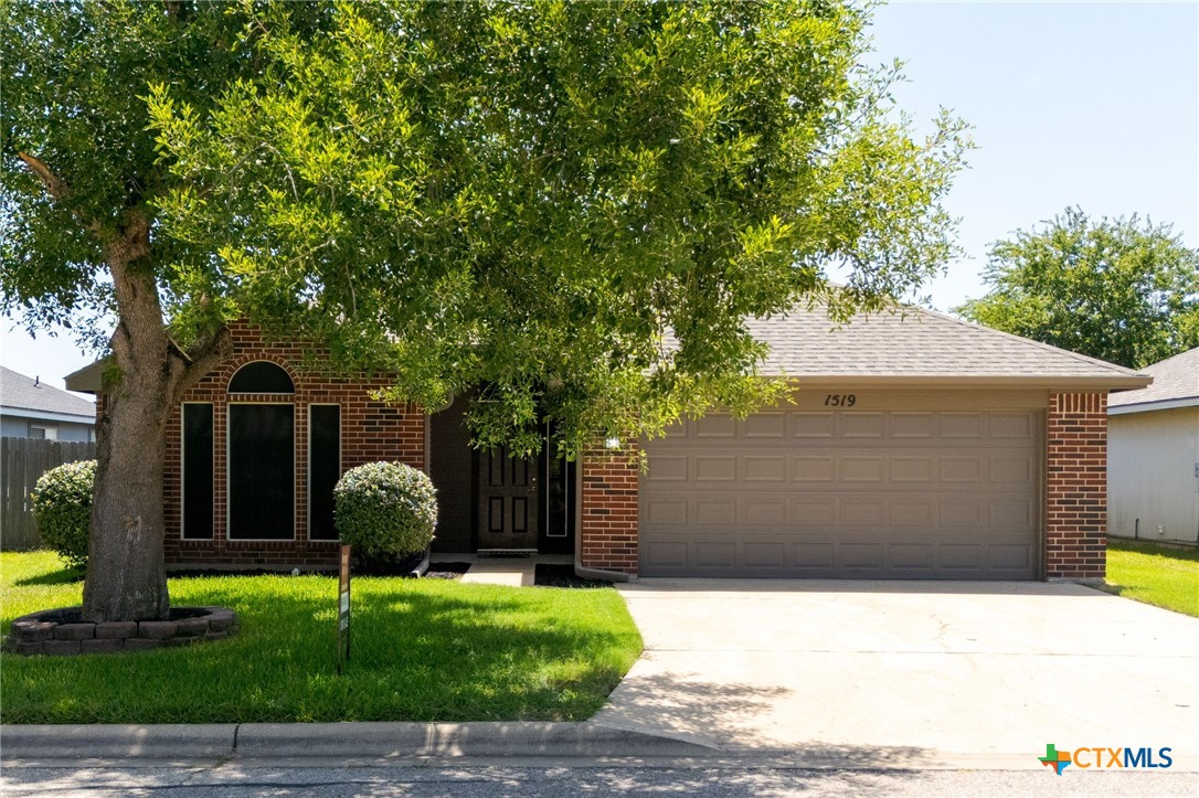 1519 Bent Oak Drive Property Photo 1