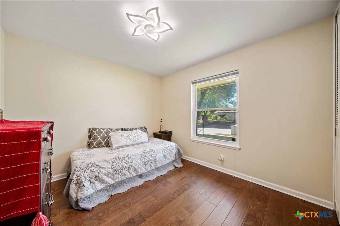 5131 Village Way Property Photo 19