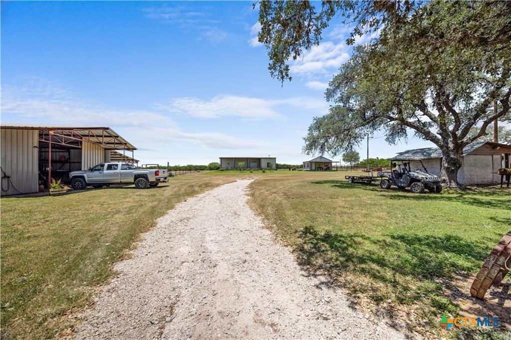 4127 Fm 799 Property Photo 5