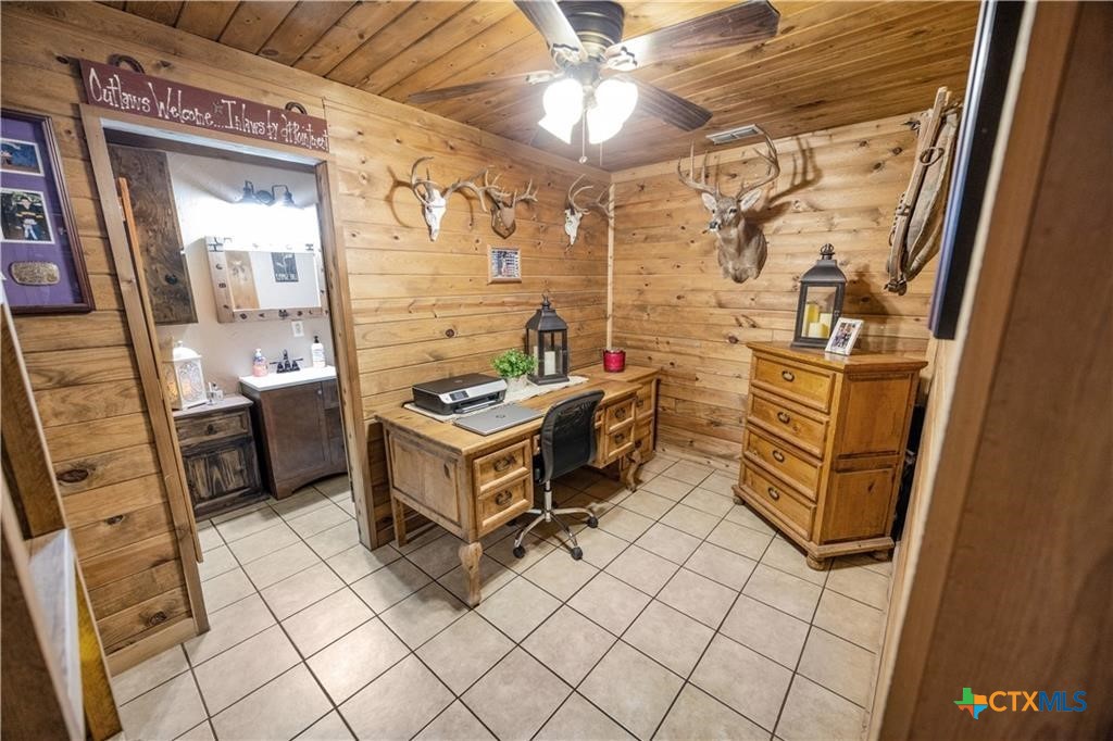 4127 Fm 799 Property Photo 9