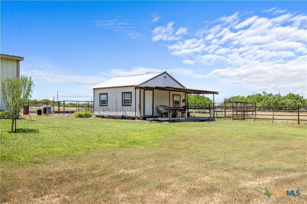 4127 Fm 799 Property Photo 18