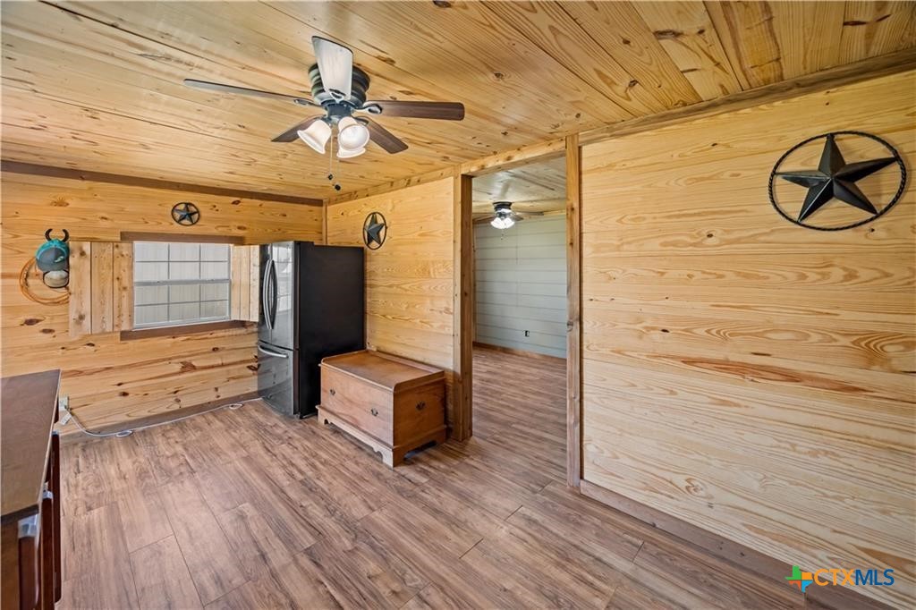 4127 Fm 799 Property Photo 19