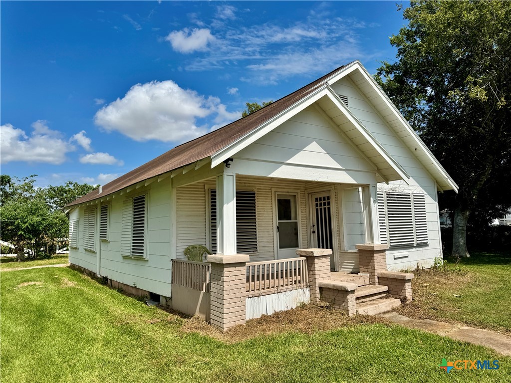 136 Espirita Street