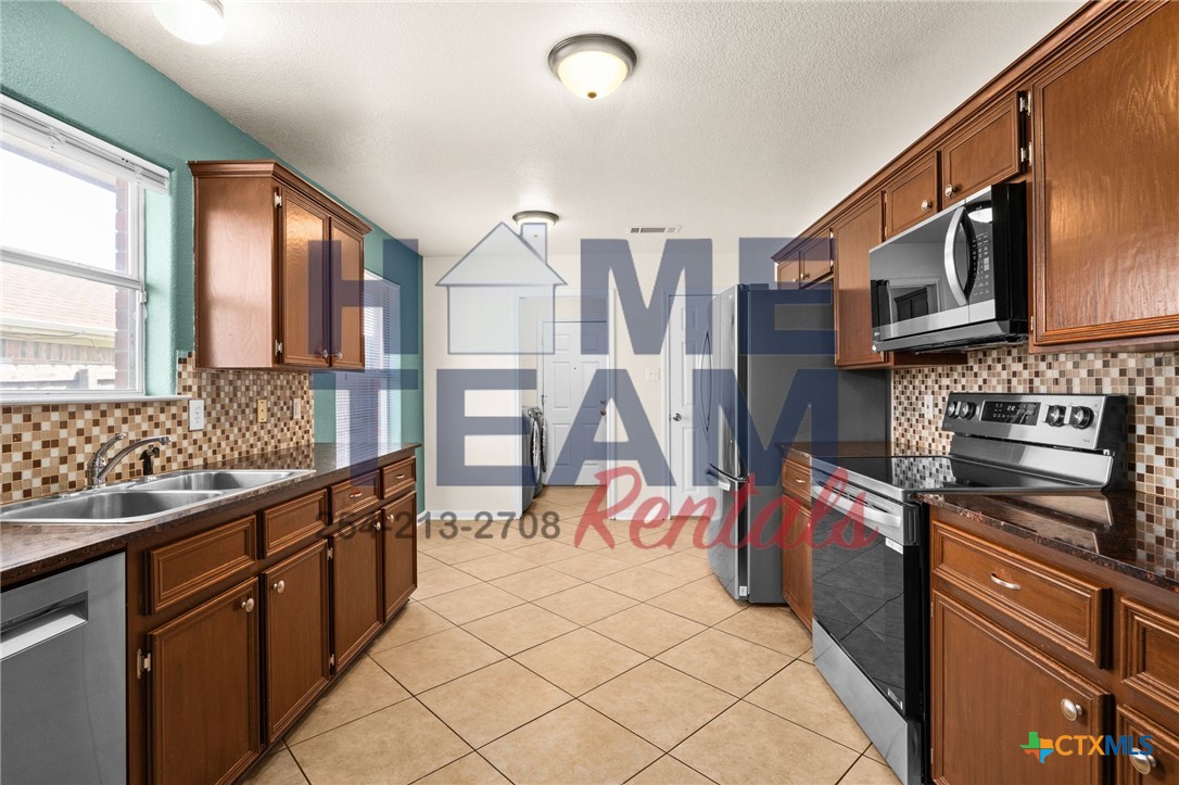 4207 Mildred Avenue Property Photo 2