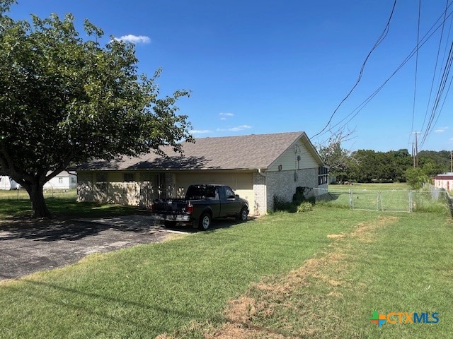 241 Yates Road Property Photo 3