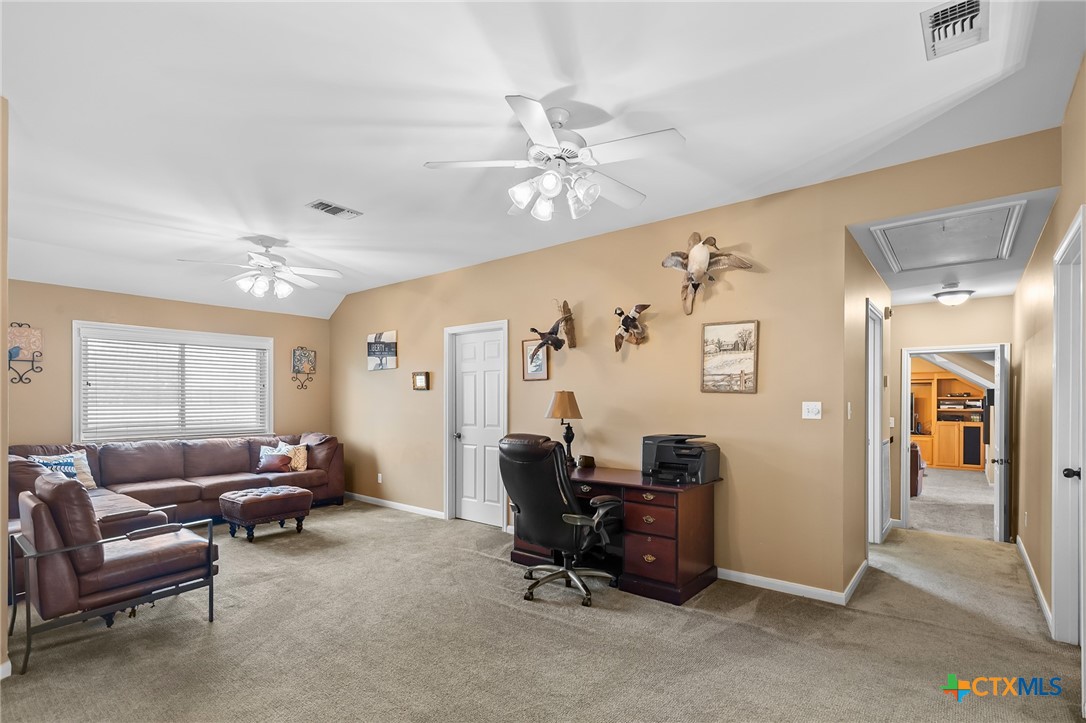 416 Edgewater Property Photo 33