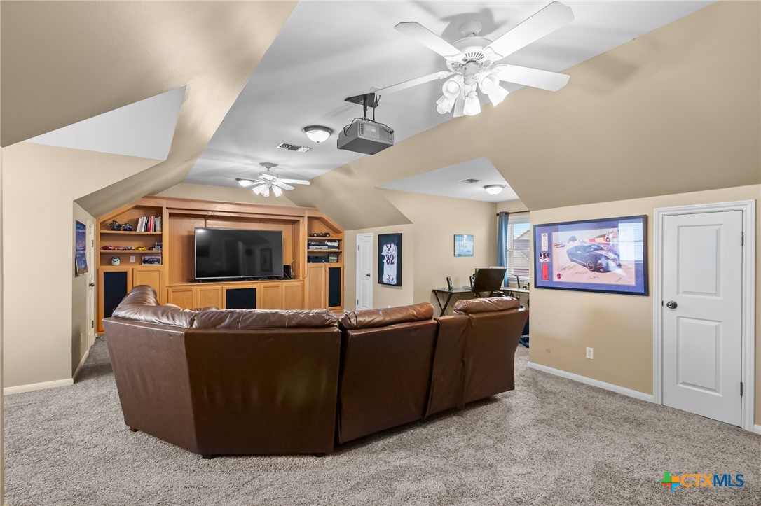 416 Edgewater Property Photo 35