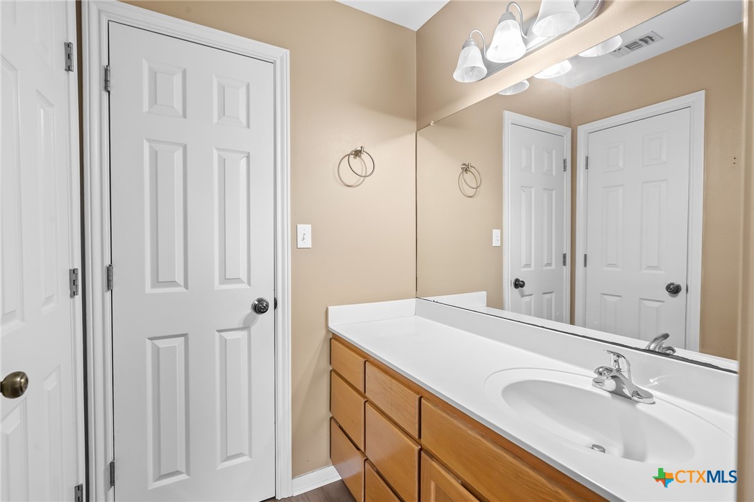 416 Edgewater Property Photo 39