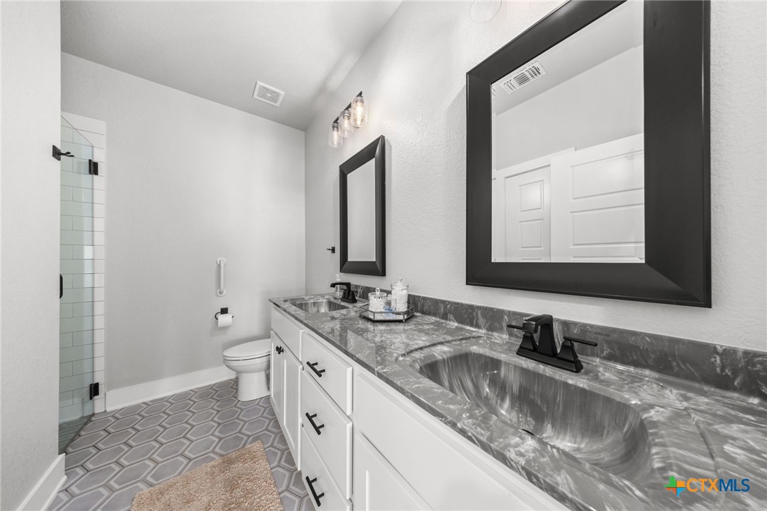 614 S Wheat Road Property Photo 30