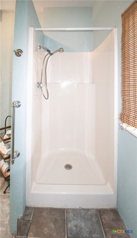 214 E Bay Avenue Property Photo 31