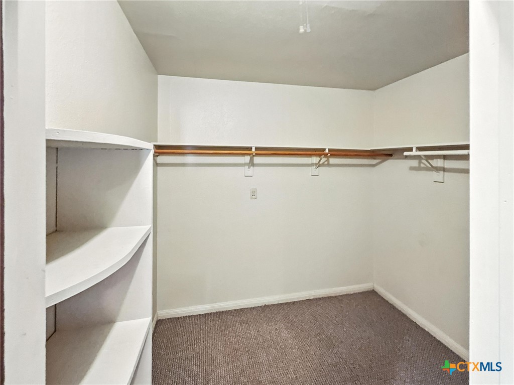 700 Park Street Property Photo 11