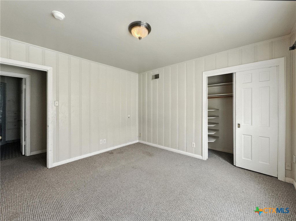 700 Park Street Property Photo 17