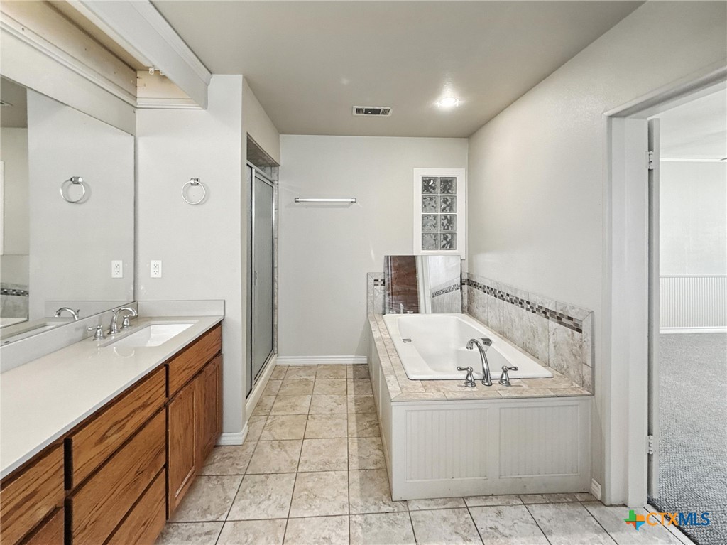 700 Park Street Property Photo 21