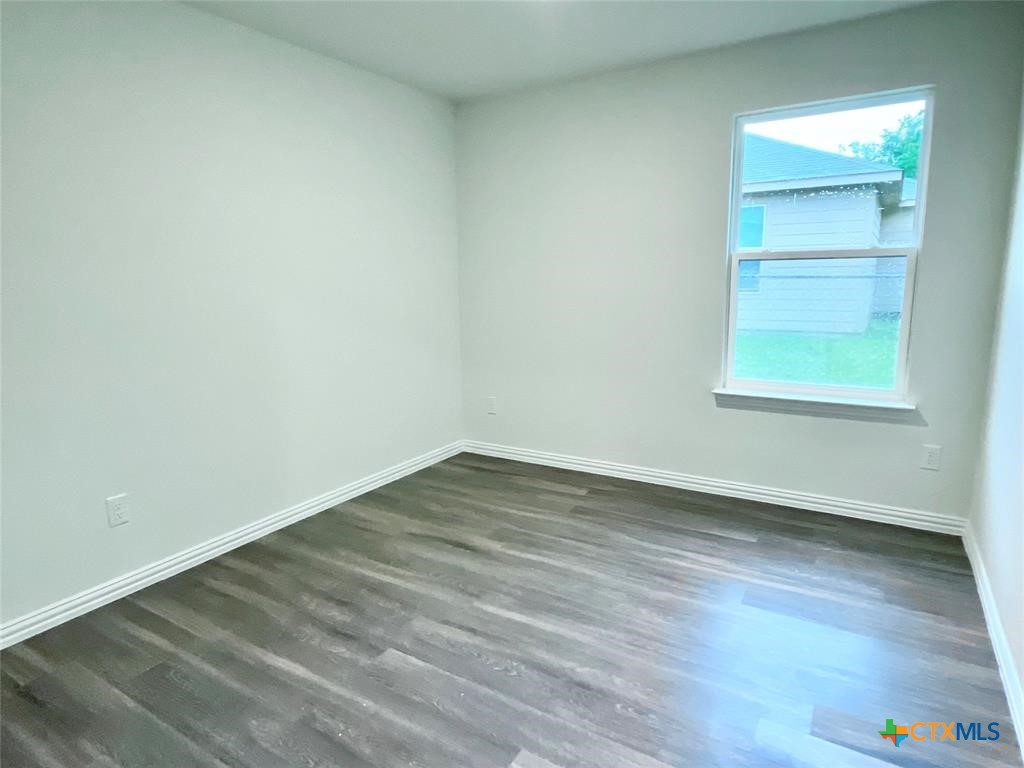 406 S 7th Street Property Photo 5