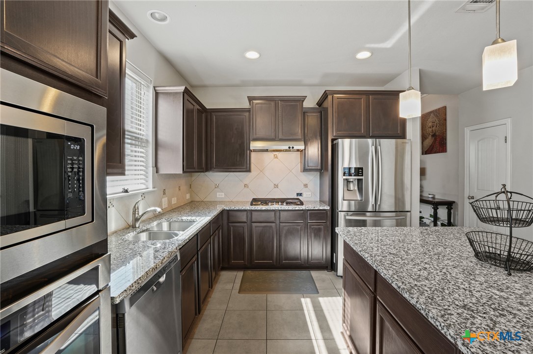 5679 Corsica Loop Property Photo 4