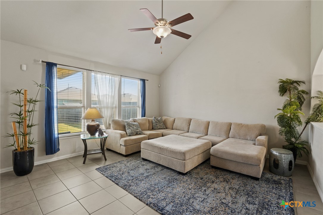 5679 Corsica Loop Property Photo 8