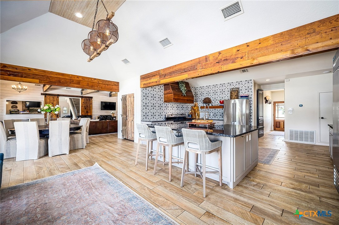 871 Chimney Valley Road Property Photo 19