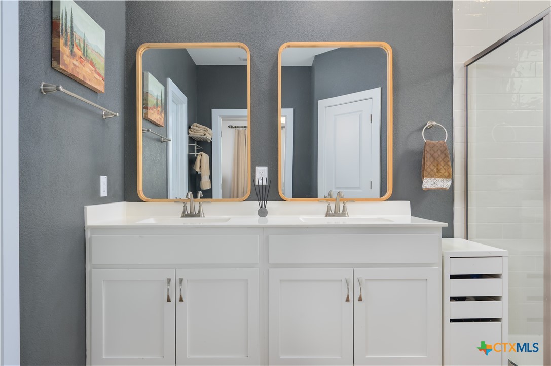 208 Garner Drive Property Photo 9