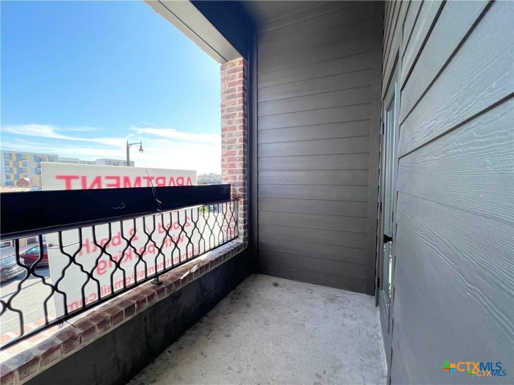 301 N Lbj Drive 202 Property Photo 11