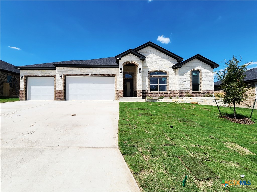 5421 Espiritu Santo Property Photo 1