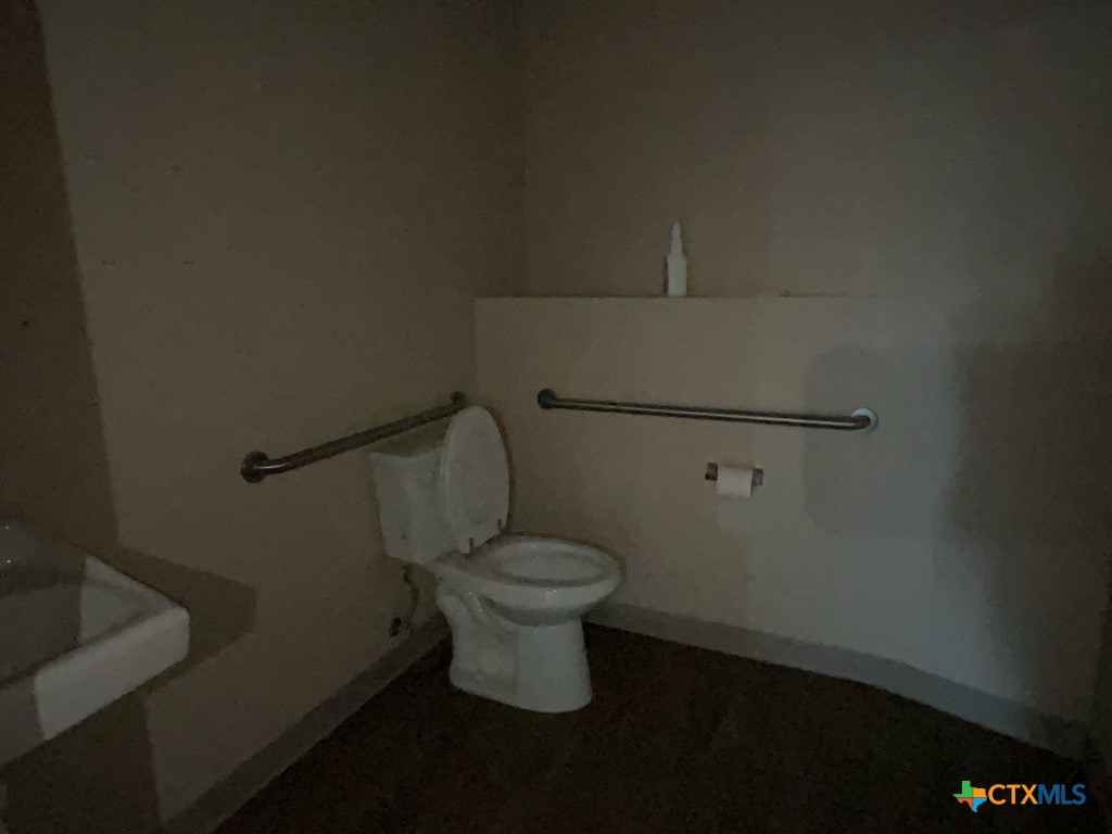 2707 E Stan Schlueter Loop 103 Property Photo 7