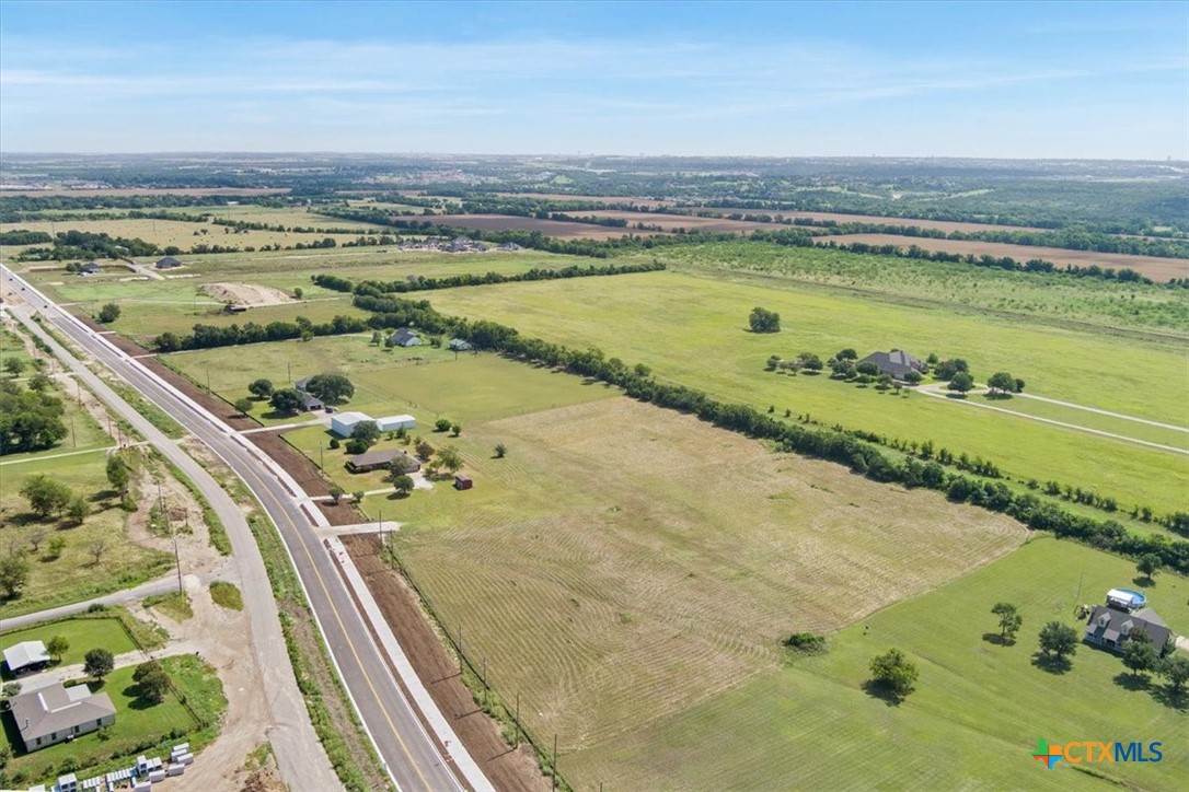 2465 Old Waco Road 1