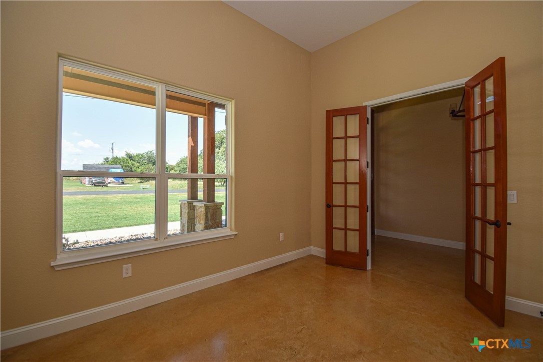2178 Southbend Road Property Photo 4