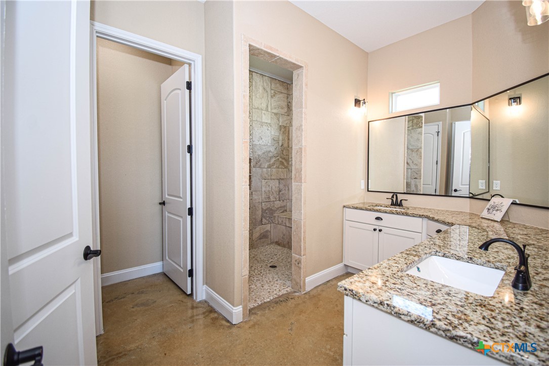 2178 Southbend Road Property Photo 20