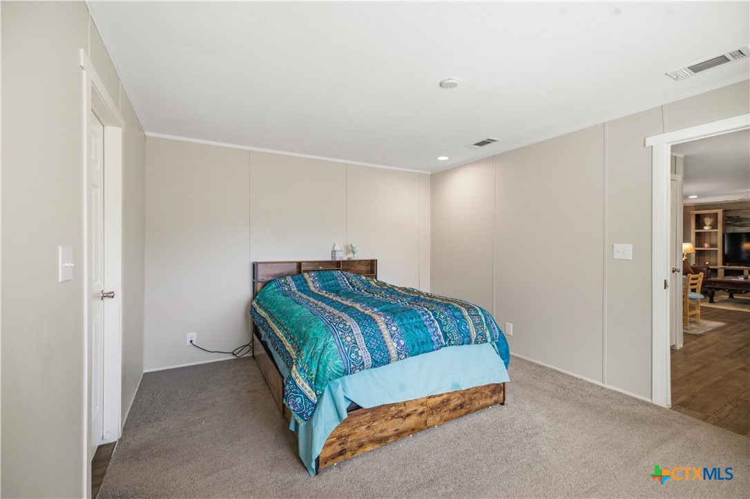112 E Toledo Street Property Photo 14