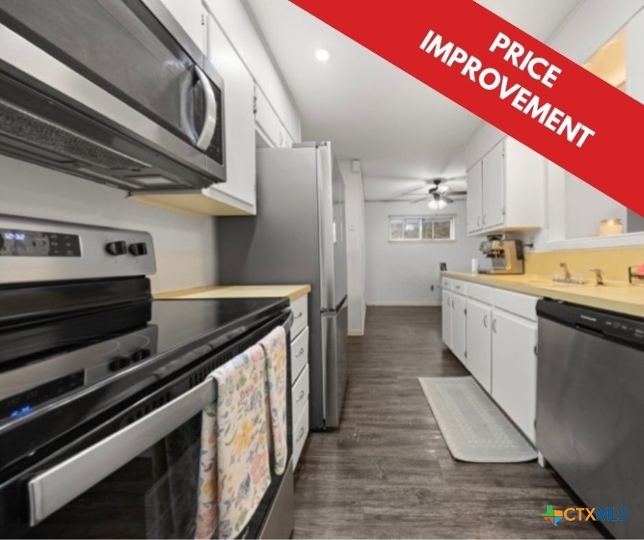 2016 Wanda Street Property Photo 1