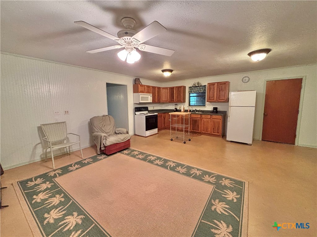 103 Cassie Street Property Photo 2