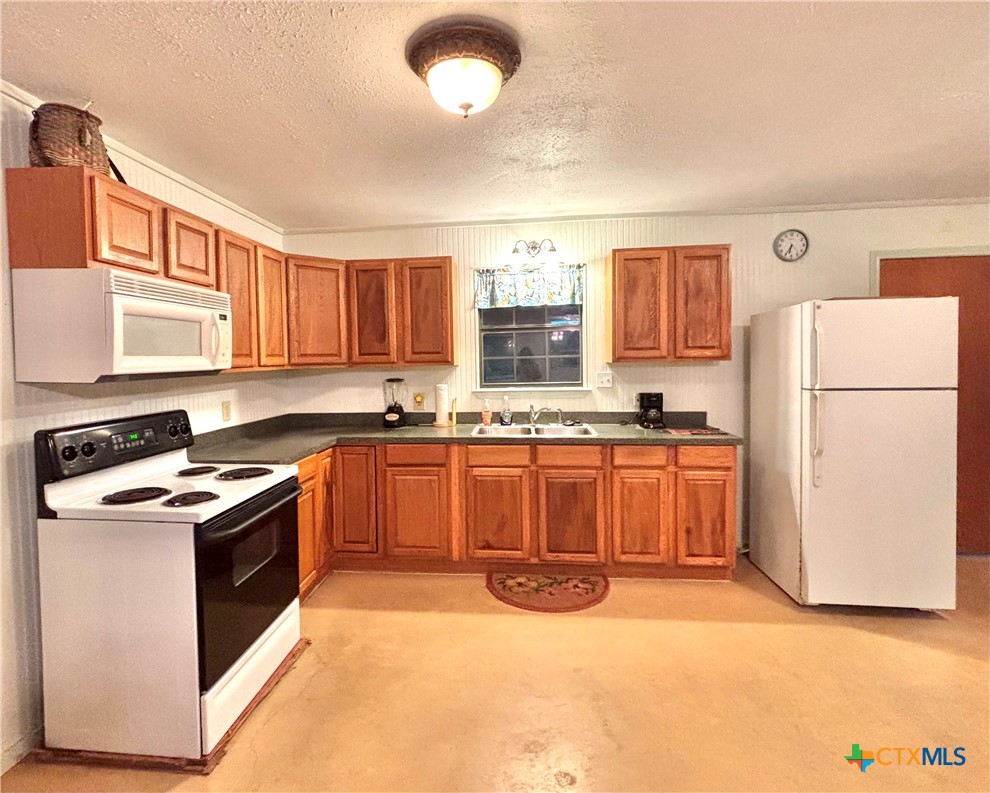 103 Cassie Street Property Photo 7